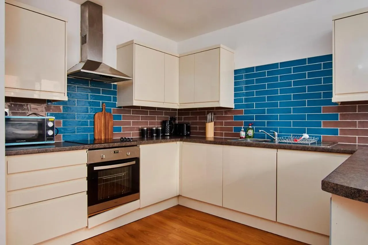 Spacious City Centre 3 Bedroom, 3 Bathroom Leeds  Leeds (West Yorkshire)